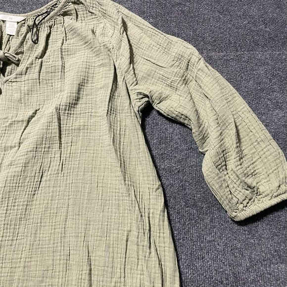 H&M Shirt Womens 2XL Green Crinkle Gauze Peasant Tunic 3/4 Sleeve Lace Up Boho - Picture 3 of 9
